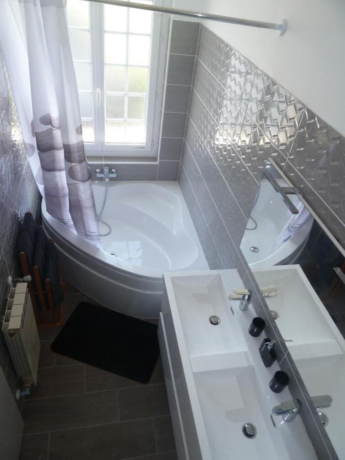 Maison Elizondoa - Chambres, Restaurant Et Spa Masparraute Eksteriør billede